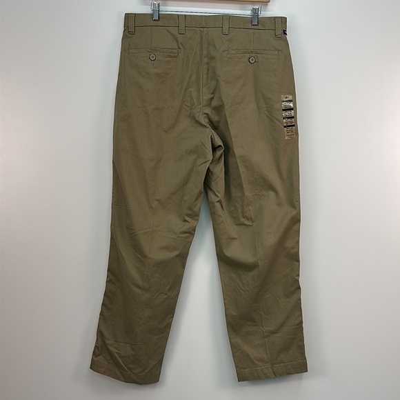 NEW Dockers Flat Front Khaki Pants 36 x 30 NWT - Picture 4 of 8
